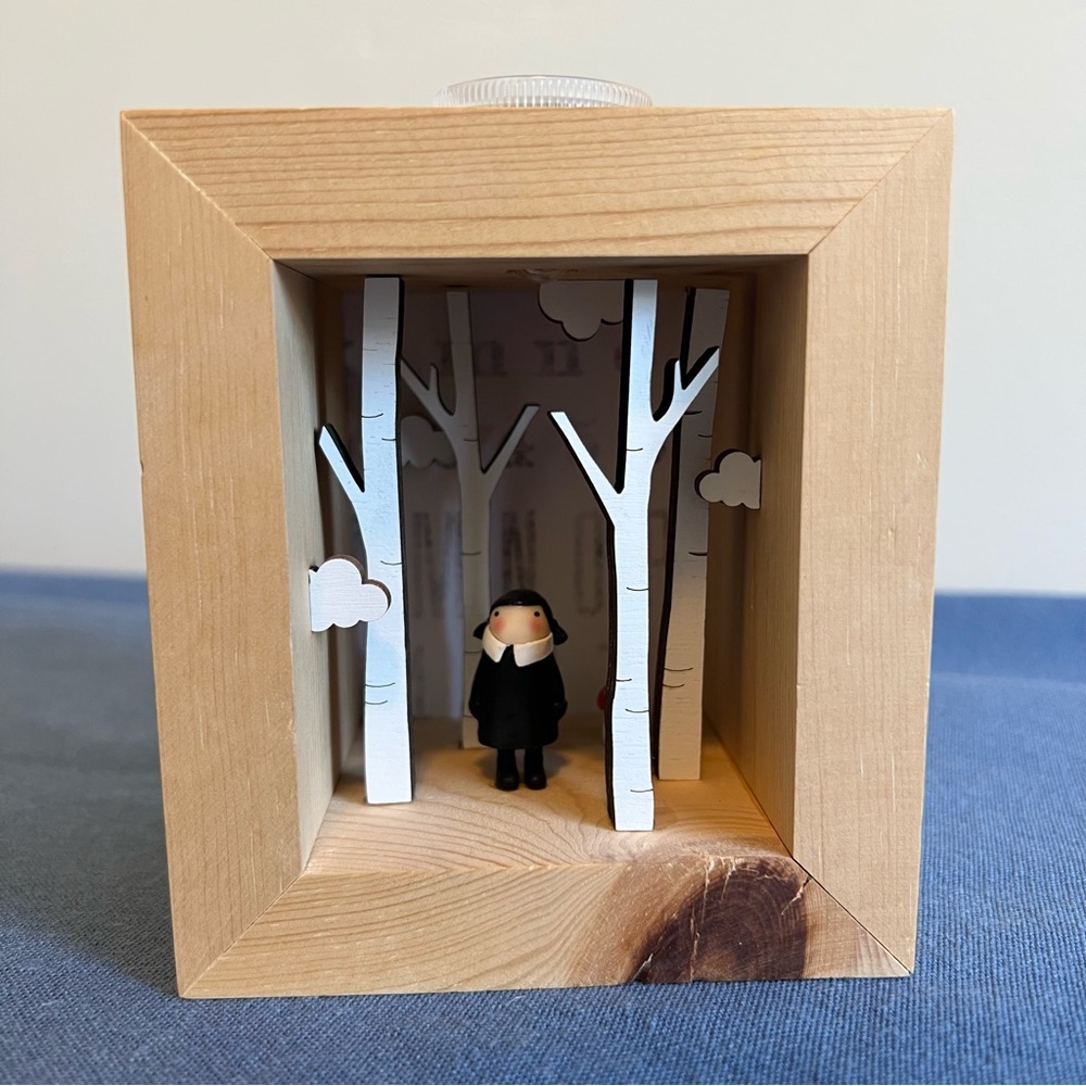 Wednesday Addams Shadowbox Light-up Diorama Cute Fun Halloween Decor - Picture 3 of 8